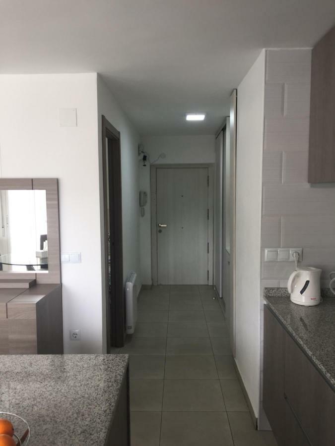 Apartament First Line